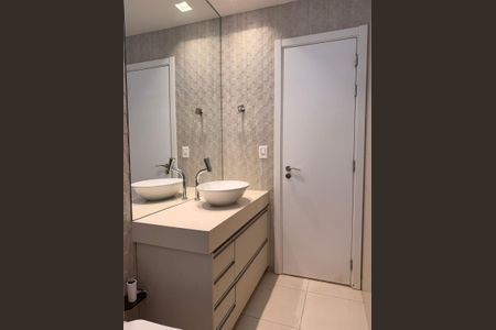 Apartamento à venda com 320m², 4 quartos e 4 vagasBanheiro