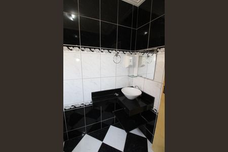 Casa para alugar com 125m², 4 quartos e 1 vagaBanheiro