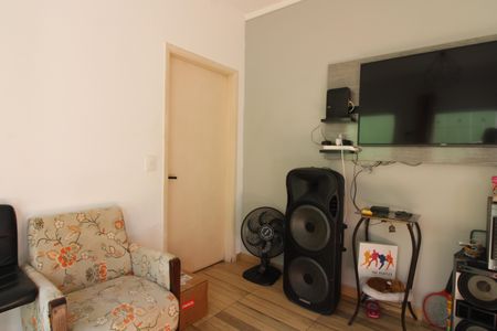 Casa à venda com 2 quartos, 105m² em Jardim Nordeste, São Paulo