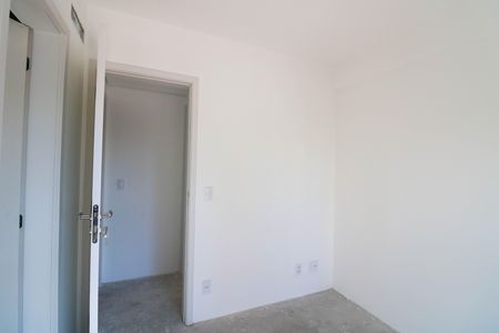 Apartamento à venda com 133m², 3 quartos e 2 vagas Apartamento à venda com 133m², 3 quartos e 2 vagasSuíte 2