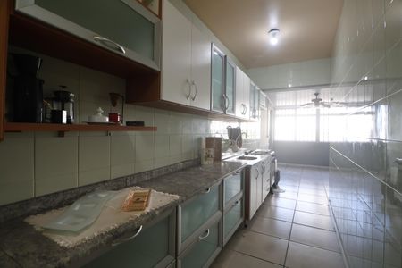 Apartamento para alugar com 93m², 2 quartos e sem vagaCozinha - Armários