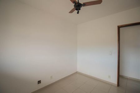 Quarto 1 de apartamento para alugar com 2 quartos, 60m² em Barro Vermelho, São Gonçalo