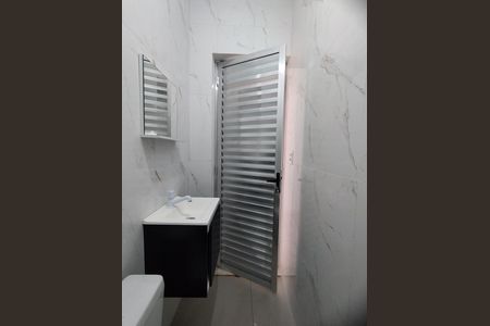 Banheiro - torneira de casa para alugar com 1 quarto, 18m² em Sacomã, São Paulo