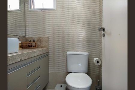 Apartamento à venda com 75m², 3 quartos e 2 vagasBanheiro 2