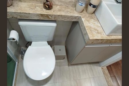 Apartamento à venda com 75m², 3 quartos e 2 vagasBanheiro 1 - suíte