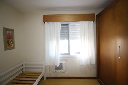 Apartamento para alugar com 2 quartos, 102m² em Jardim Itu, Porto Alegre