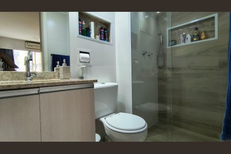 Apartamento à venda com 61m², 2 quartos e 2 vagasBanheiro da Suíte 