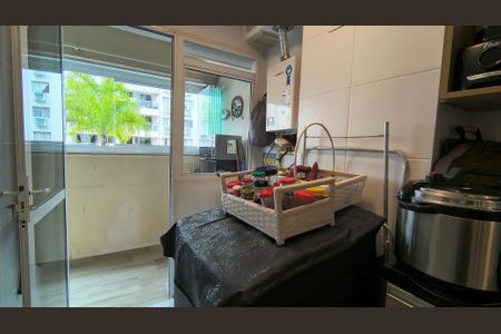 Apartamento à venda com 61m², 2 quartos e 2 vagasCozinha e Área de Serviço 