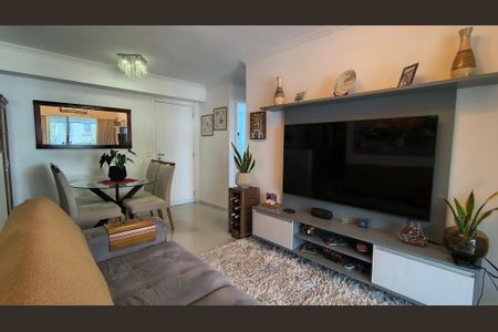 Apartamento à venda com 61m², 2 quartos e 2 vagasSala