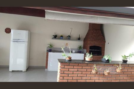 Foto 02 de casa à venda com 3 quartos, 250m² em Adalgisa, São Paulo