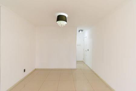 Apartamento à venda com 75m², 3 quartos e 2 vagasSala