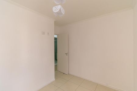 Apartamento à venda com 75m², 3 quartos e 2 vagasQuarto 2