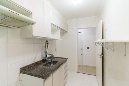 Apartamento à venda com 75m², 3 quartos e 2 vagasCozinha