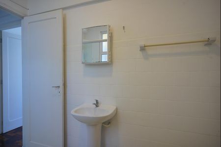 Banheiro de apartamento para alugar com 2 quartos, 62m² em Cidade Baixa, Porto Alegre