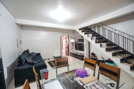 Sala de casa à venda com 2 quartos, 135m² em Guaiauna, São Paulo