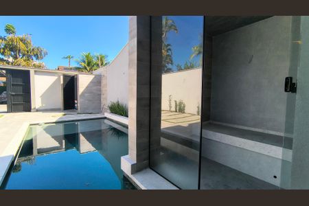 Casa de condomínio para alugar com 510m², 4 quartos e 2 vagasSauna
