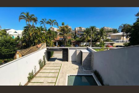 Casa de condomínio para alugar com 510m², 4 quartos e 2 vagasVaranda da Suíte 2