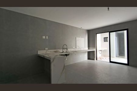 Casa de condomínio para alugar com 510m², 4 quartos e 2 vagasCozinha