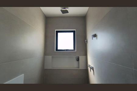 Casa de condomínio para alugar com 510m², 4 quartos e 2 vagasBanheiro da Suíte 3