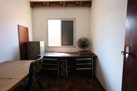 Casa à venda com 239m², 5 quartos e 2 vagasquarto 1