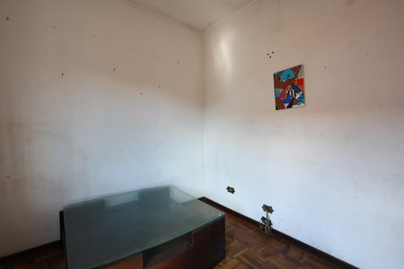 Casa à venda com 239m², 5 quartos e 2 vagasquarto 2