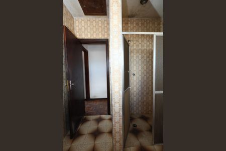 Casa à venda com 239m², 5 quartos e 2 vagasBanheiro 1