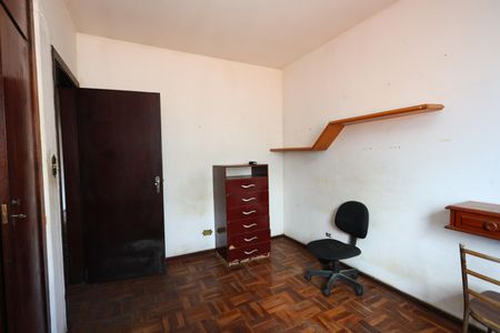 Casa à venda com 239m², 5 quartos e 2 vagasquarto 4