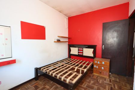 Casa à venda com 239m², 5 quartos e 2 vagasquarto 3