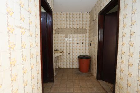 Casa à venda com 239m², 5 quartos e 2 vagasÁrea de Serviço