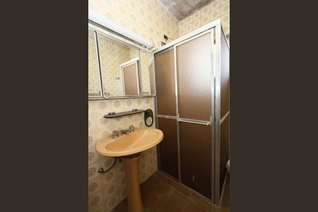 Casa à venda com 239m², 5 quartos e 2 vagasbanheiro 2