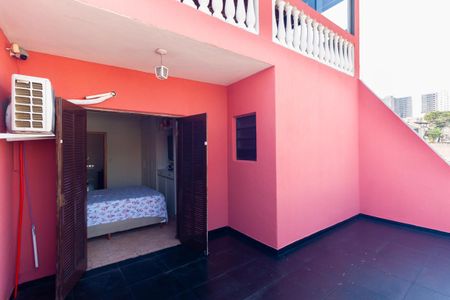Casa à venda com 250m², 3 quartos e 3 vagasVaranda da Suíte 2