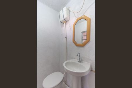 Casa à venda com 250m², 3 quartos e 3 vagasBanheiro Externo