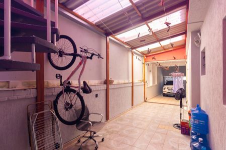 Casa à venda com 250m², 3 quartos e 3 vagasGaragem