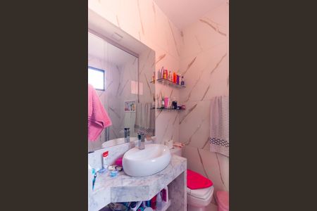 Casa à venda com 250m², 3 quartos e 3 vagasBanheiro da Suíte 1