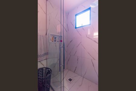 Casa à venda com 250m², 3 quartos e 3 vagasBanheiro da Suíte 1