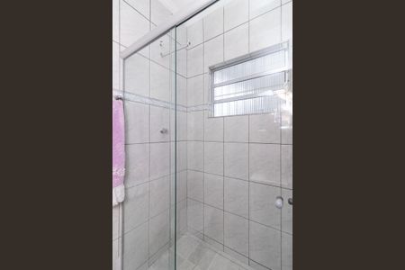 Banheiro de casa à venda com 1 quarto, 100m² em Vila Granada, São Paulo