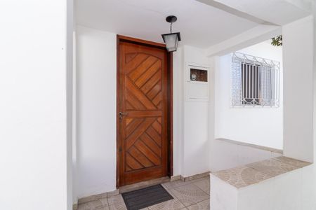 Casa à venda com 100m², 1 quarto e 1 vagaEntrada