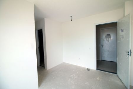 Sala de apartamento à venda com 2 quartos, 43m² em Irajá, Rio de Janeiro