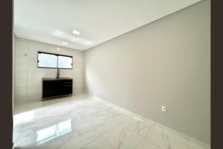 Casa para alugar com 67m², 2 quartos e 1 vagaCozinha 