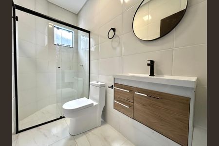 Casa para alugar com 67m², 2 quartos e 1 vagaBanheiro 