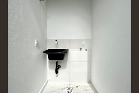 Casa para alugar com 67m², 2 quartos e 1 vagaÁrea de Serviço