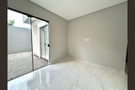 Casa para alugar com 67m², 2 quartos e 1 vagaSuíte 