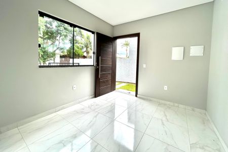 Sala de casa para alugar com 2 quartos, 67m² em Campeche, Florianópolis