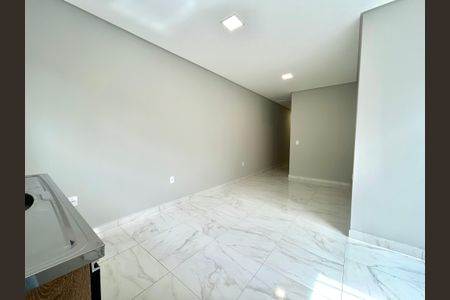 Casa para alugar com 67m², 2 quartos e 1 vagaCozinha 