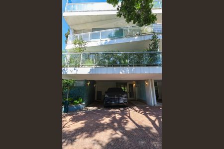 Casa de condomínio à venda com 347m², 4 quartos e 6 vagasGaragem