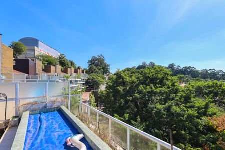 Casa de condomínio à venda com 347m², 4 quartos e 6 vagasÁrea externa