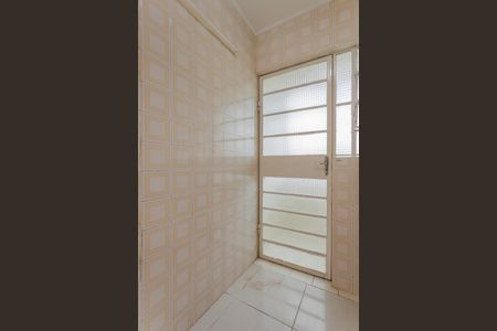 Cozinha e Área de Serviço de kitnet/studio para alugar com 1 quarto, 27m² em Vila Ipiranga, Porto Alegre