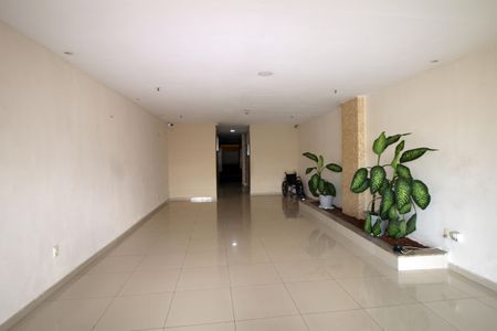 Apartamento para alugar com 85m², 3 quartos e 1 vagaÁrea comum - Hall de entrada