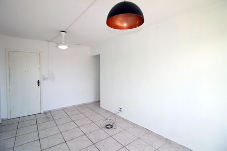 Apartamento para alugar com 85m², 3 quartos e 1 vagaSala