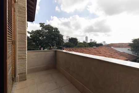 Varanda da Suíte 2 de casa para alugar com 5 quartos, 280m² em Cursino, São Paulo